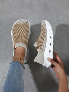 Women's Flyknit Mesh Slip-On Shoes, Summer Breathable Anti-Slip Thick Sole Walking Shoes, Comfortable and Stylish Footwear for Daily Wear, Slip on lightweight, Casual Slip Ons