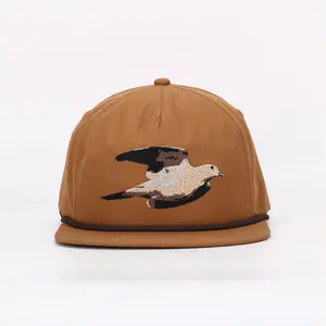 DOVE THIRTY™ | PREMIUM TRUCKER | ULTRALIGHT | COLORED BIRD