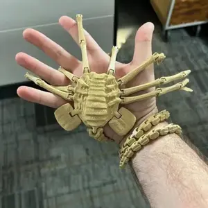 3D Printed Jointed Facehugger Toy, High Fidelity Design, Strong Joint Movement, Collectible Plaything, Pla Eco-Friendly Material