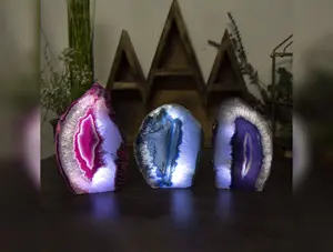 RP Agate Geode Cut Base Crystal Lamp: Natural