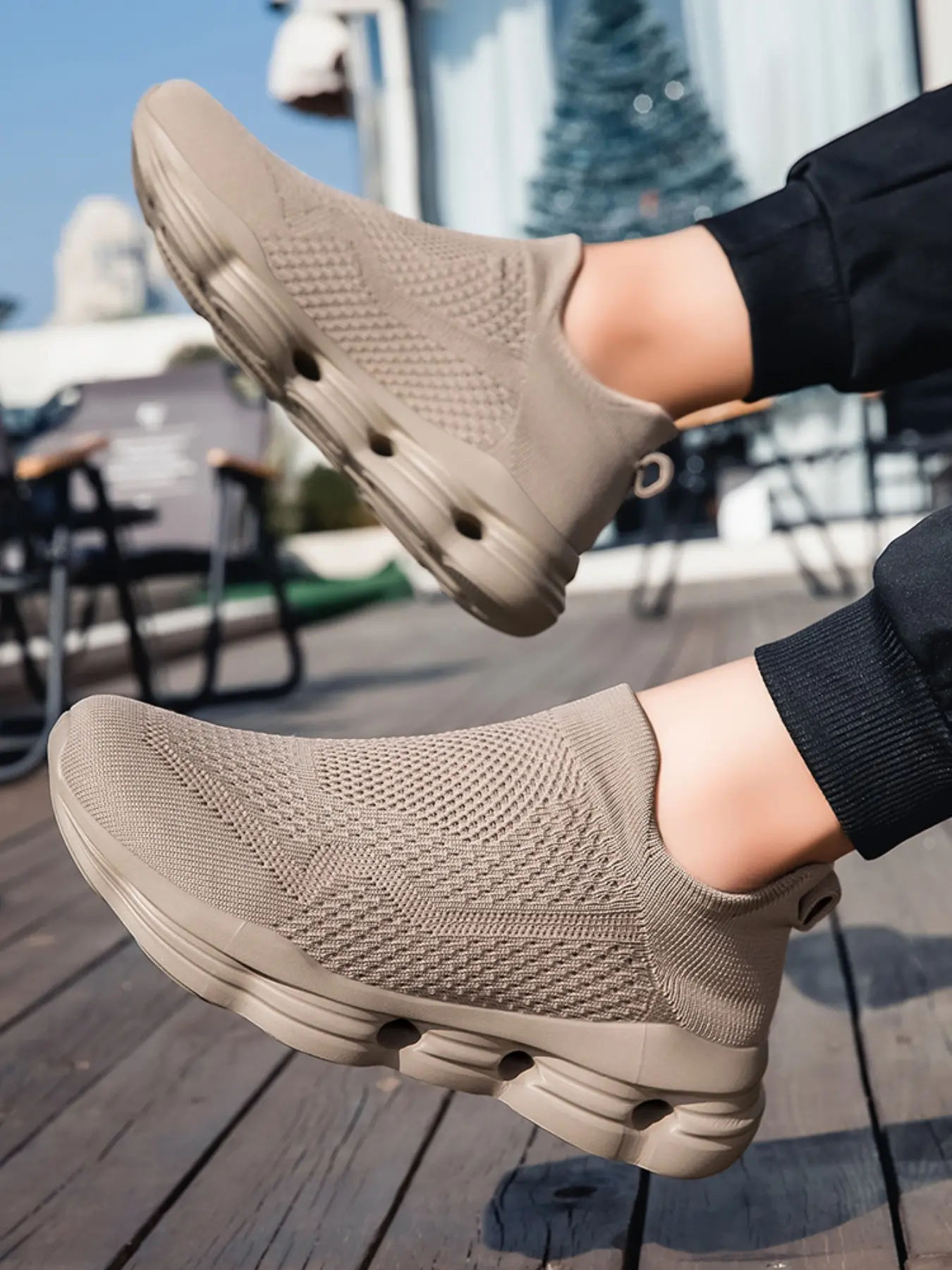 Men's lightweight, breathable casual sports Sneakers with soft EVA soles, comfortable for all seasons, suitable for walking, and daily wear, Sporty running shoes, training shoes