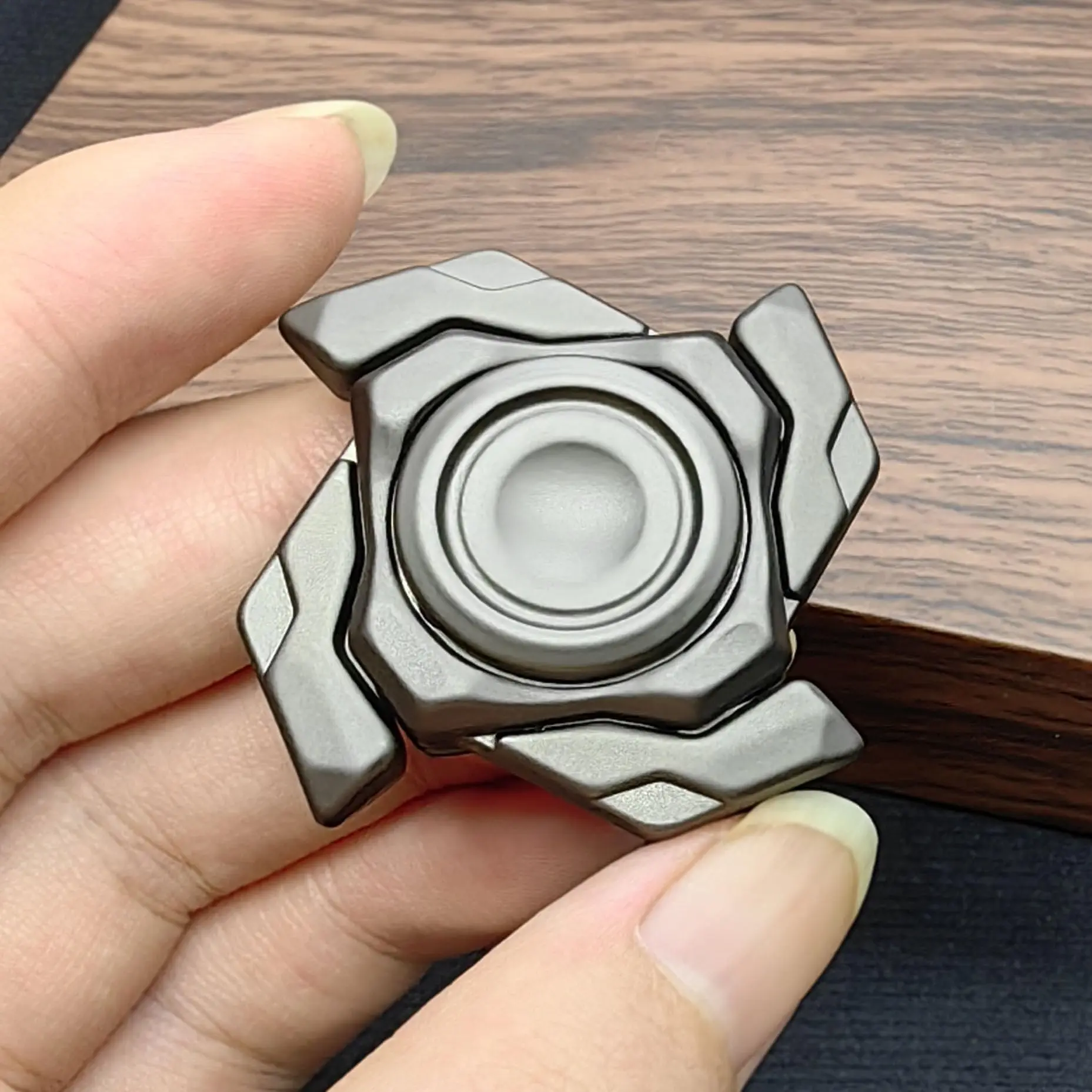 Premium Mechanical Armor Kinetic Desk Sculpture, Precision Machined Magnetic Rotary Slider for Home Office Workstation, Executive Desktop Focus Gadget, Matte Gunmetal