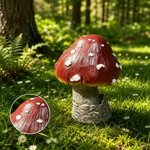 Simulated mushroom statue, 3D simulated botanical resin ornament available in three sizes, suitable for courtyard, lawn, and outdoor garden decoration, can also be given as a holiday gift.