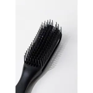 8-Row Detangling Brush