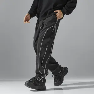 Men's Black Classic Cargo Pants - Menswear Clothes with Adjustable Elastic Waistband, Breathable Polyester, Stretch, Stitch Detailing, Oversized Fit, Zipper, Pocket for Summer Casual Workout, Streetwear Graphic Styles