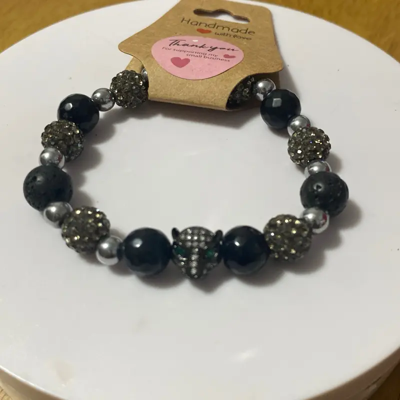 Panther bracelet by Bizzy Handz