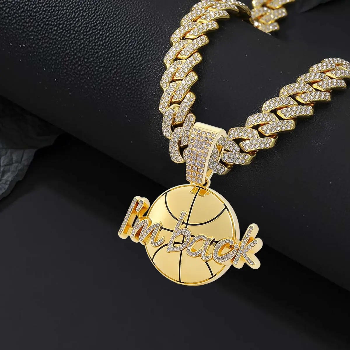 Zinc Alloy Im Back Basketball Legend Pendant Gold Tone Iced Out Heavy Miami Cuban Link Chain Luxury Bling Lab Diamond Hoop Dreams Necklace Mens Urban Streetwear Sports Jewelry Hip Hop Court Culture Accessories Golden Finish Athlete Statement Piece