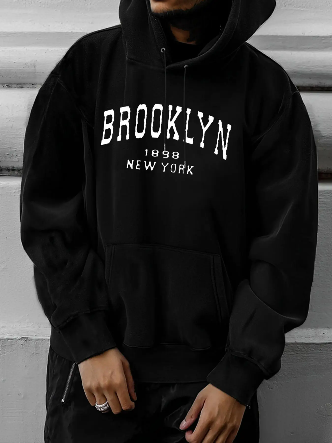 Men's "1898 BROOKLYN" Print Graphic Hoodies, Trendy Casual Pocket Drawstring Hooded Sweatshirt, Teens Men's Clothes for Fall & Winter, Hoodies for Men