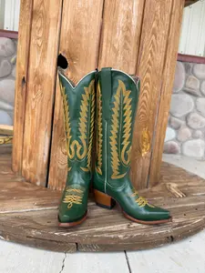 Signature Turquoise Reata Boot – The Marcie Emerald Green Snip Toe Boot