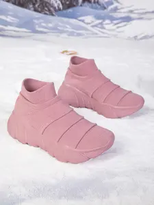 Women’s Comfortable Plush Thicker Slip-On Winter Shoes, Versatile & Lightweight Fashion Sneakers in Sizes 36-42