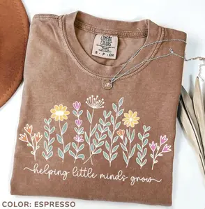 Comfort Colors Helping Little Minds Grow T-Shirt, Teacher Flower Shirt, Back to School Teacher Appreciation Gifts, Cute Floral Shirt for Women Educators