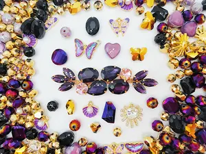 [Express] GIANT LUXURY Beautiful & Sparkling Charms for DIY Jewelry & Accessories Bead Mix Crystal Craft Kit Adjustable Clasp Chain Mesh