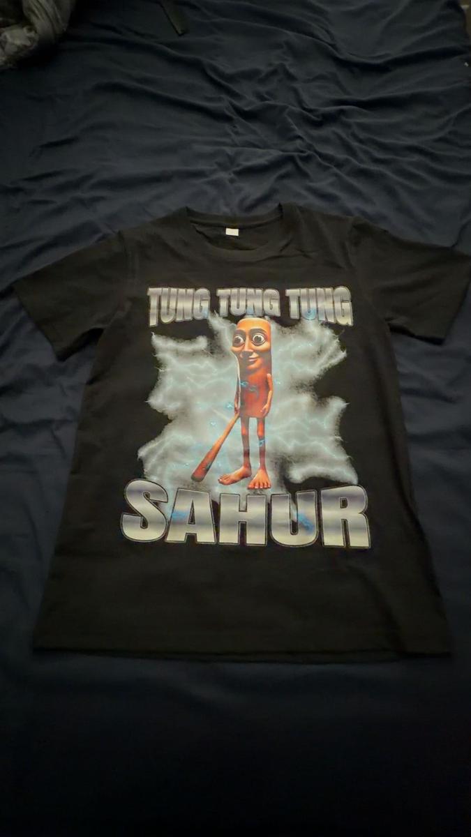 Item: V117155-Black, Small