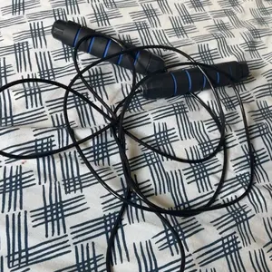 Adjustable Speed Jump Rope with Ball Bearings – Tangle-Free Steel Cable Jumping Rope for Men Women Foam Handles Home Gym Exercise, Multiple Colors