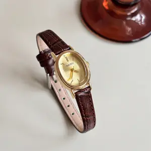 Premium Hot-Selling Oval Watch for Female Students, High-Value, Elegant, Niche, High-End Quartz Watch