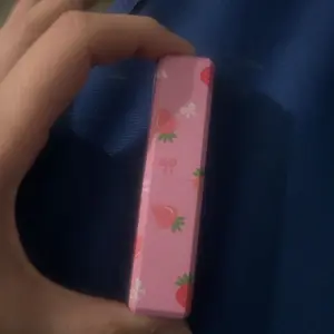 [Pre-Filled] Soft Flame Refillable Butane Lipstick Lighter, Novelty Adjustable Open Flame Lighter with Two Adjustment Sheet , Nice Gift for Girls,Women,Girlfriend on Birthday,Anniversary