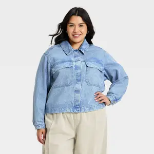 Women's Cropped Painter Denim Jacket - Universal Thread Medium Wash 1X
