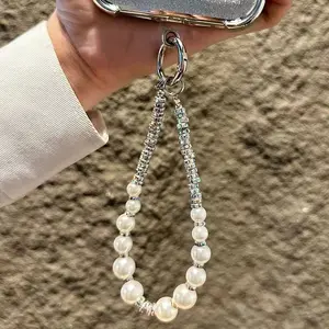 High-End Beaded Phone Chain, Portable Wrist Strap Anti-Loss Fashion Accessory with Transparent Clip, Phone Lanyard
