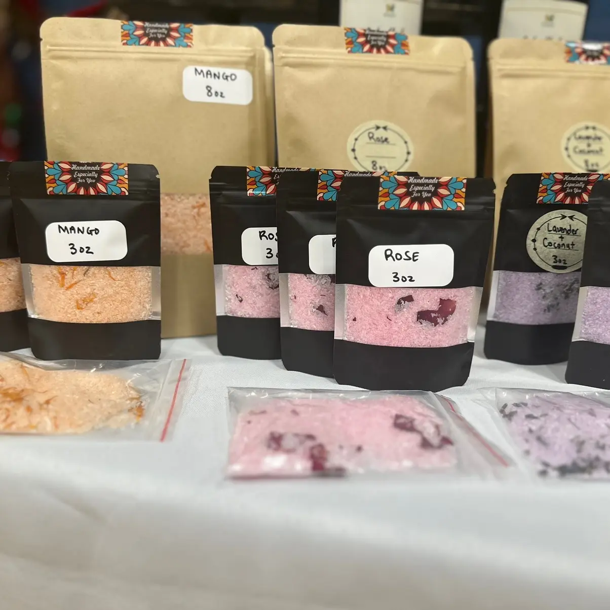 Bath Salt| | Relaxing shower | Foot soaking | Bridal shower gift | Wedding gift | Party Favors