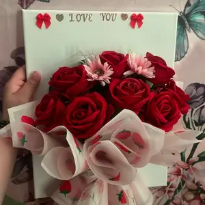 Red roses Bouquet canvas