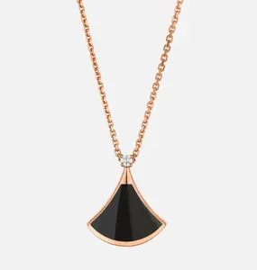 Pre-owned Bvlgari divas' dream 18kt rose gold necklace