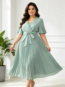 Plus Size Women's Elegant V-Neck Ruffled Dress, Casual Wear, Romantic Style Short Sleeve Long Gown, Perfect for Spring Summer Outdoors or Daily Wear