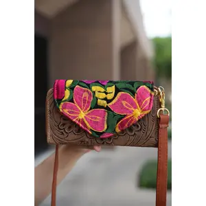 Telar Wallet Crossbody Leather Bag