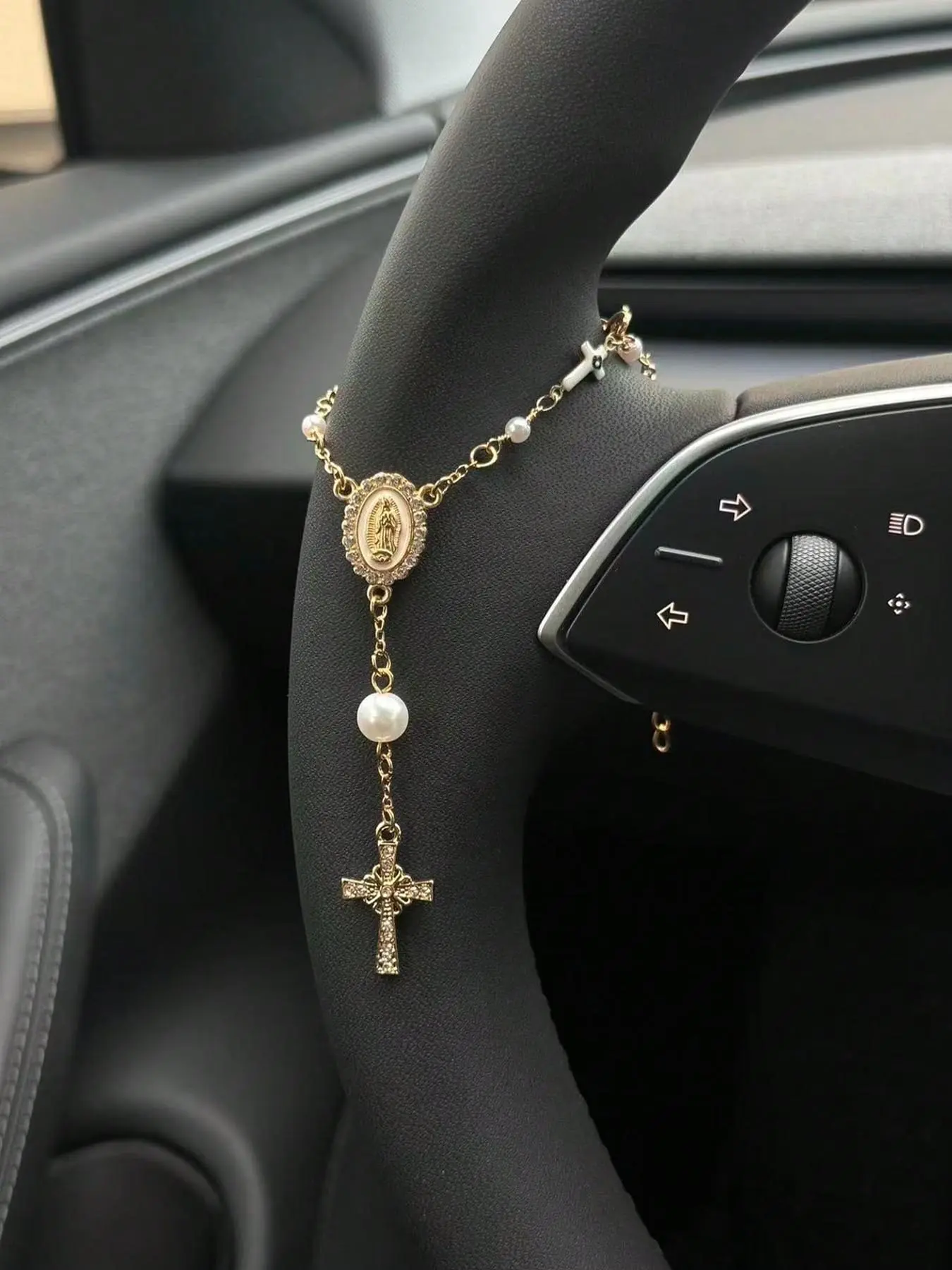 1pc Retro Steering Wheel Rosary Jewelry for Hanging & Wearing, Ladies' Bracelet, Rosary Car Pendant Accessory, Car Hanging Decoration, Car Pendant Decoration, Aesthetic Car Accessory, Automotive decorative accessories