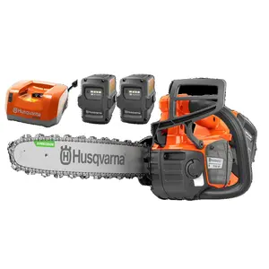 Husqvarna T542i XP Battery Chainsaw Kit
