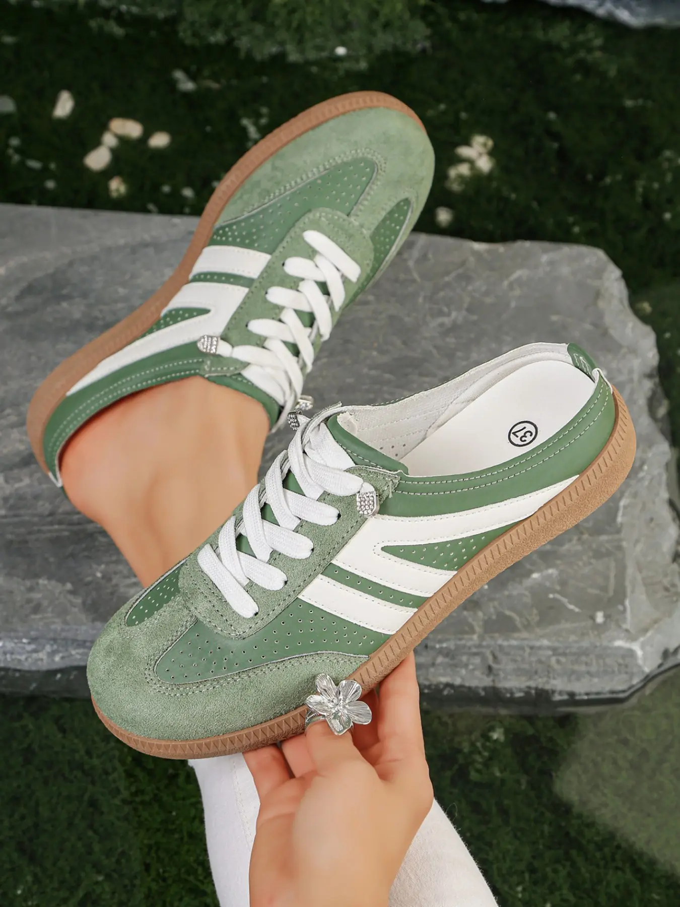 Comfortable Slip-On Half-Slip Flat Casual Low Top Couple Sneakers, Footwear, Men & Women Fashion Sport Walking Shoes, Easy Wear, Perfect for All-Day Comfort, Sports Shoes, Casual Trendy All Match Trainers