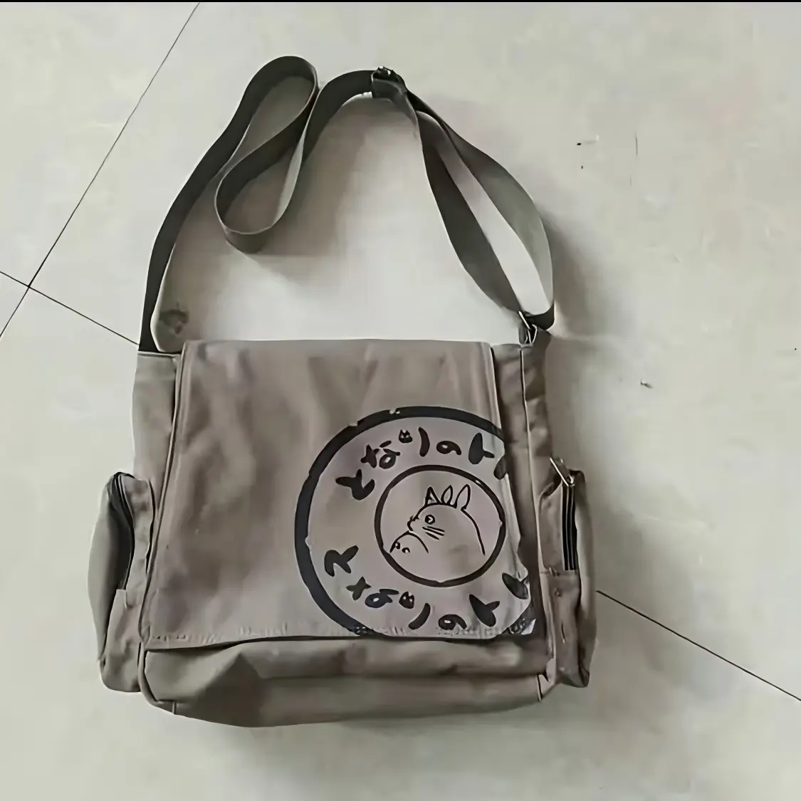Retro Canvas Bag for men, Shoulder Bag, New Casual Messenger Bags, Men's And Women's Travel Messenger Bags, Large-capacity Trendy Computer Shoulder Bags