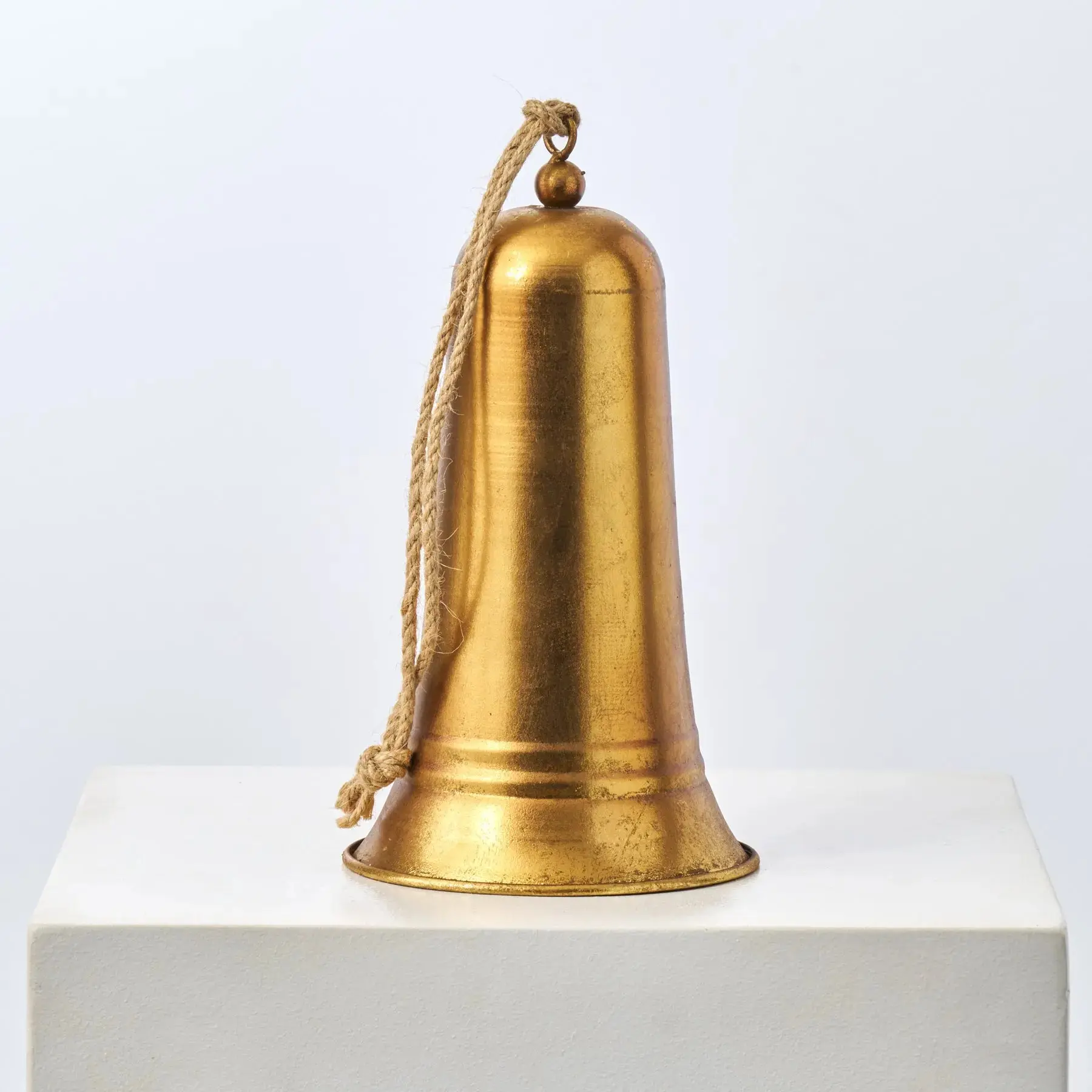 10" Large Antique Gold Iron Carillon Metal Bell Set with Jute String, Hangable Indoor Christmas Decor Producing Chime Sound for Home Holiday Use, Holiday Decor