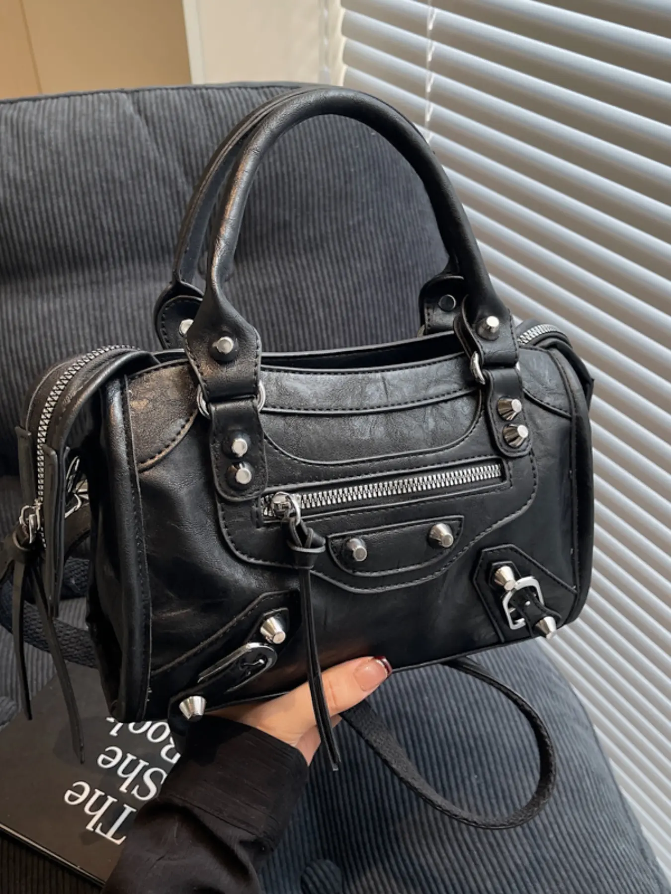 Women's Large Tote Bag, City Tote Bag Fall Purse with Zipper Women Vegan Leather Hobo Handbags with Strap Pu Tote Satchel