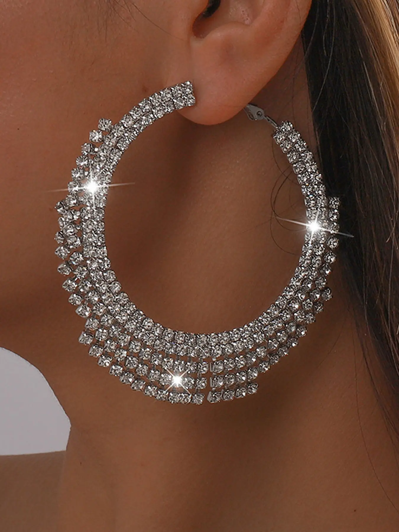 Women's Silver Color Geometric Circle Dangle Earrings, Shining Earrings, Fashion Earring, Rhinestone Design, Casual Style, Trendy Jewelry, Stylish Jewelry, Perfect for Weddings & Parties