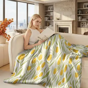 1pcs Yellow Tulip  Pattern Milk Fleece Blanket, All- Season Use| Suitable For Various Occasions| Sofa, Bed, Office, Travel, Pets, Etc. Warm And Comfortable| Soft And Skin- Friendly, Multiple Sizes Available, 2D Printing