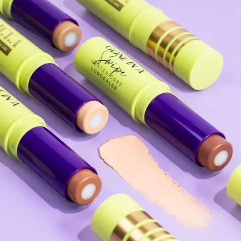 LWYA Gone In A Swipe Center Core Concealer - Hydrating Formula with Alumina - Ideal for Coverage and Foundation Use
