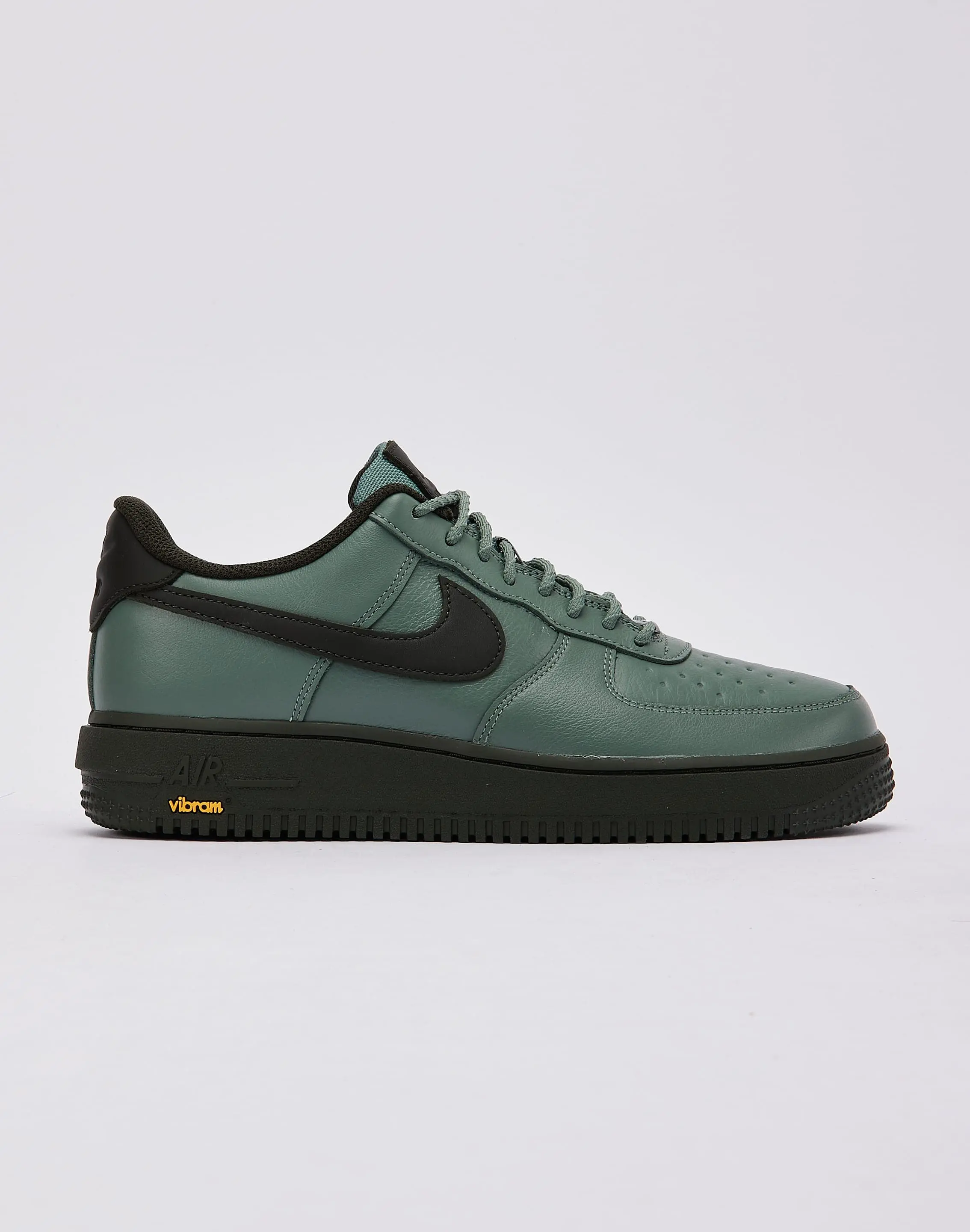 Mens Nike Air Force 1 GORE-TEX Mens Nike Air Force 1 GORE-TEX
