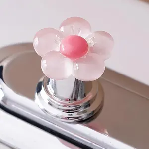 1/2pcs-Easy to press, cute and charming cartoon flower toilet flush handle, stylish bathroom accessory, elegant, suitable for long nail care