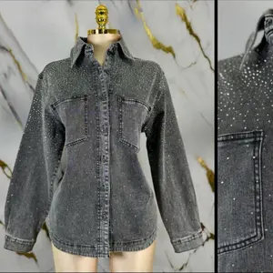 Chamarra de mezclilla brillo