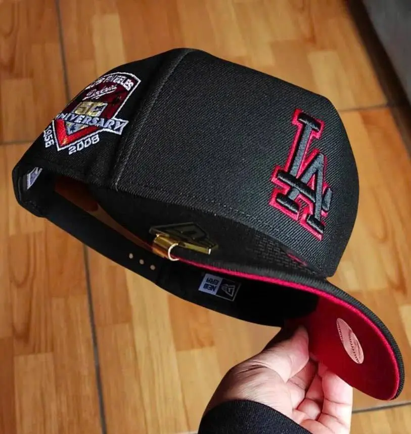 Black Los Angeles Dodgers 9FORTY Snapback Hat, Pink Embroidered LA Logo & Pink Undervisor, MLB World Series Side Patch Cap, Limited Edition 2026 Urban Streetwear Gorra premium, moda urbana para hombres y mujeres