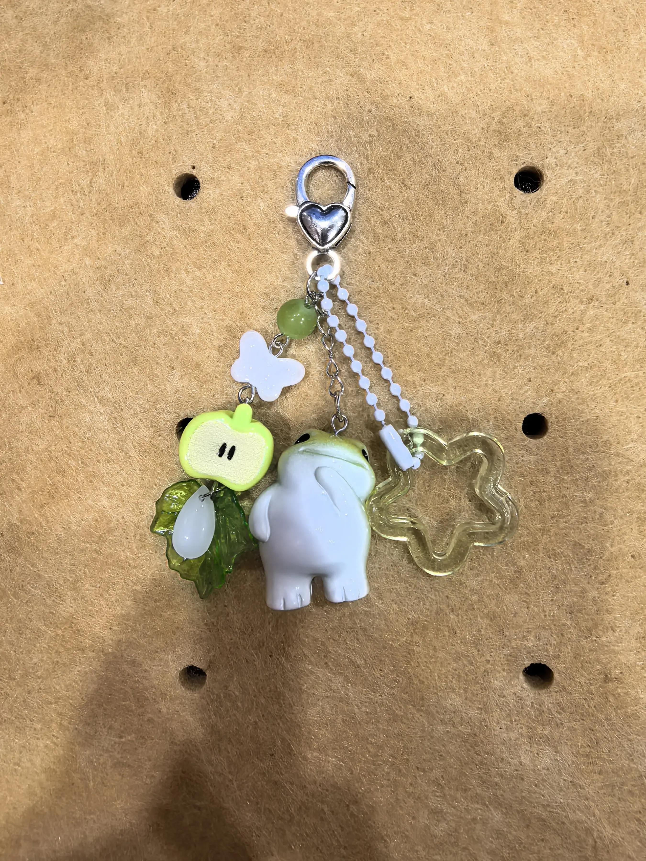 Handmade Frog Keychain, Key Accessories, Unique Y2K Style Accessory, Perfect Gift Idea, Durable Design, Ideal for Daily Use, Stand Out with This Trendy Piece, Keyring
