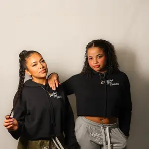Women’s cropped hoodie