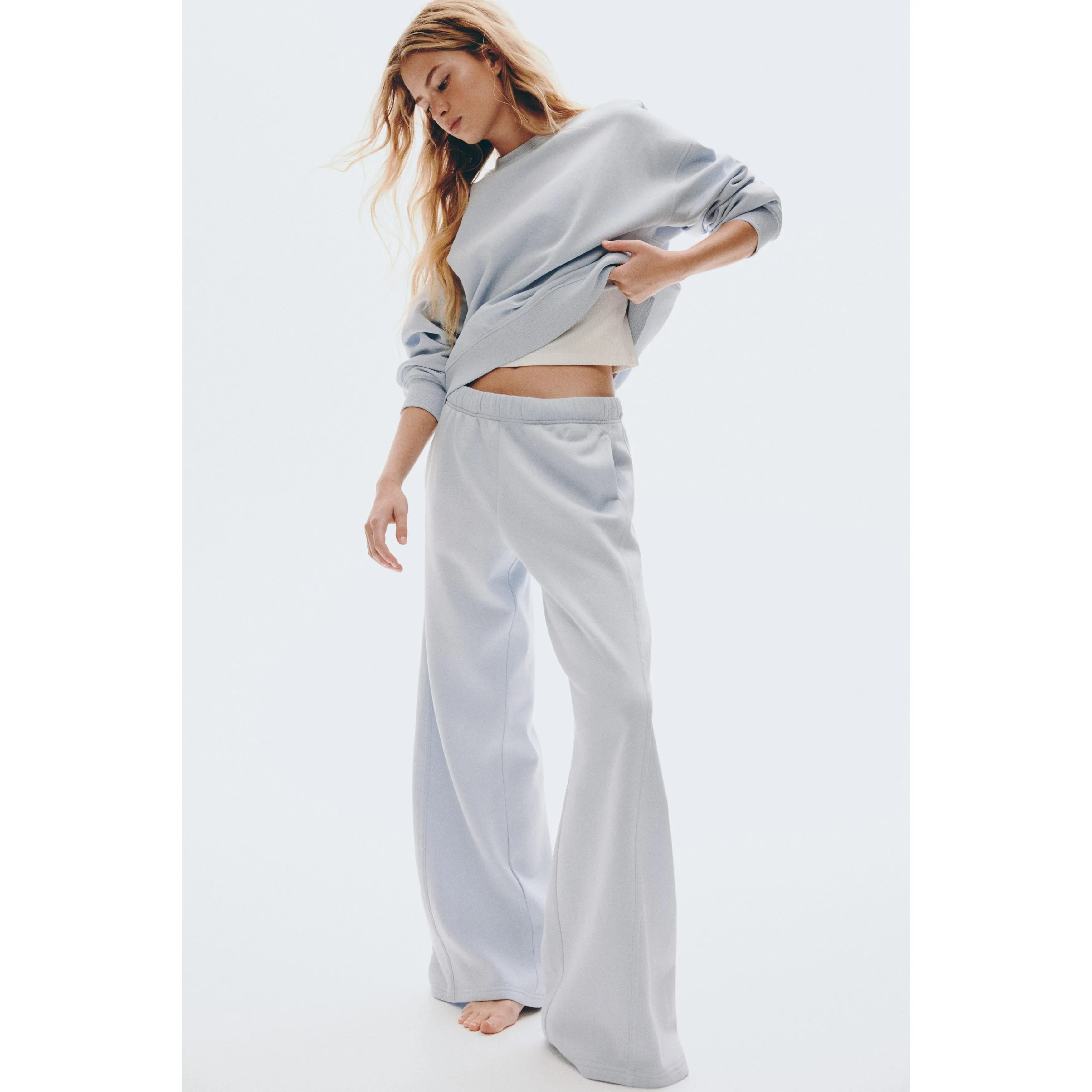 H&M 2-piece sweatshirt and joggers set