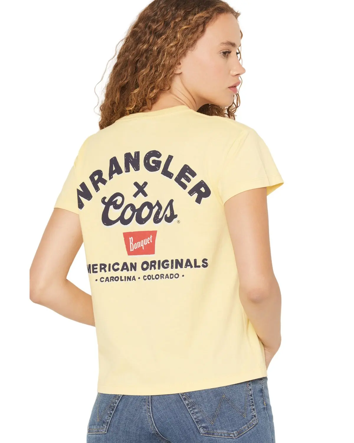 Wrangler Women's X Coors Banquet Women'S Logo Short Sleeve Graphic Tee - 112373876