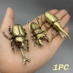 1pc Antique Bronze Beetles Figurine - Collectible Insect Statuette for Desk Decor, Home Accessories, Vintage Copper Tea Pets Ornament with Unique Details and Intricate Design