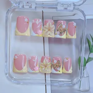 Y2K Style Pink Nails, Yellow French Tip, Handmade 3D Flower & Hand Drawn Design And Sparkling Rhinestone & Golden Bow Decor Duck Nails Fake Nails, 10pcs/set Glossy Handmade Press On Nails, For Women & Girls DlY Nail Art, Nail Supplies, Short Nails