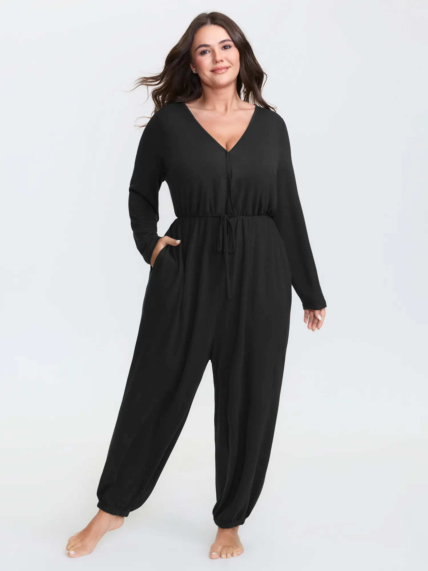 BloomChic Women's Plus Size Wide Leg Jumpsuit – Boho Floral Tie Front Romper, V-Neck, Flowy Fit with Pockets, Casual Travel & Summer Outfit, Comfortable Summer Casual Outfit,Summerfinds, Long Sleeve, Garment, Love, Lady, Mom, Fashion, Spandex