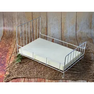 Vintage Wire Bed - White+Free firm foam