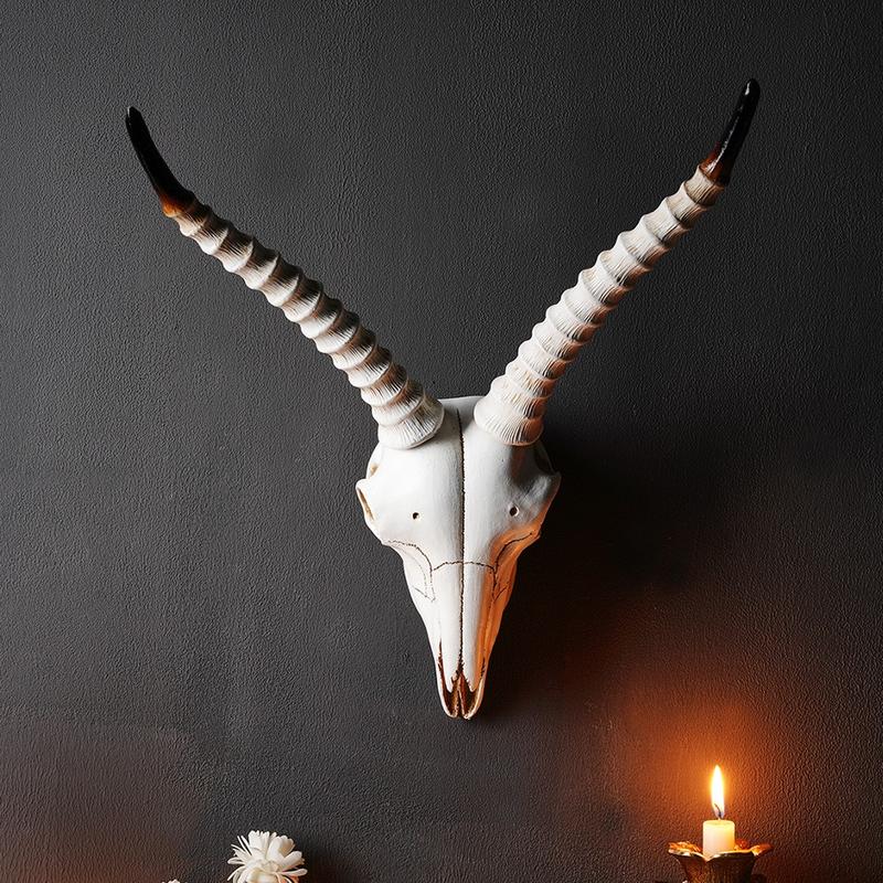 Resin Animal Skull Wall Decor Figurine Ornament, Realistic Sheep Head Bone Hanging Decoration for Ramadan Festival Home Wall Art