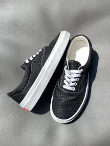 New Classic Low-Top Streetwear Sneakers, Embroidered Canvas Shoes, Student Campus Fashion, Casual Couple Matching Shoes